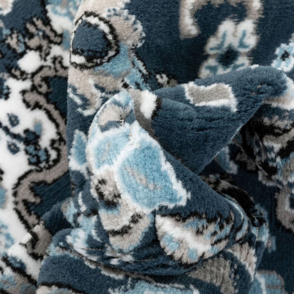 Persian Blue Traditional Medallion Area Rug M13284