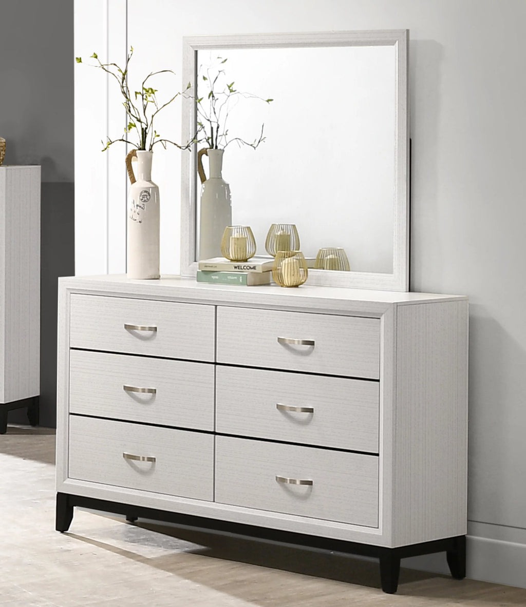 White Queen Bedroom Set with Dresser, Mirror, Night Stand B7732