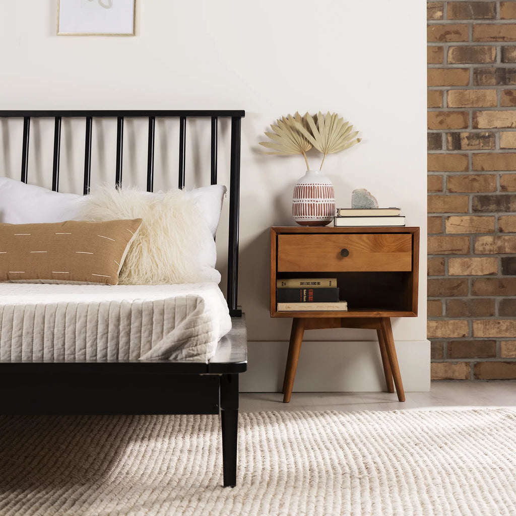 Queen Size Solid Wood Platform Bed C79054