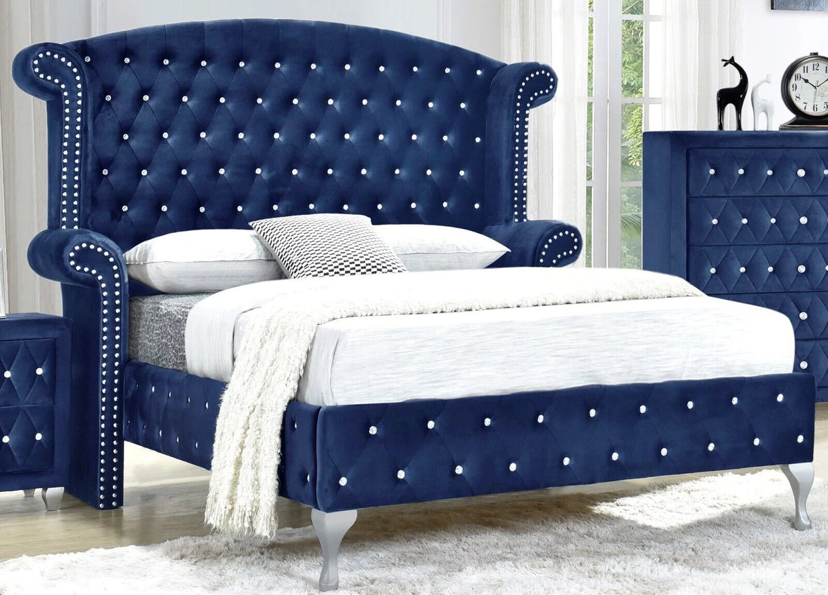 Queen Size Wingback Velvet Bed G95728