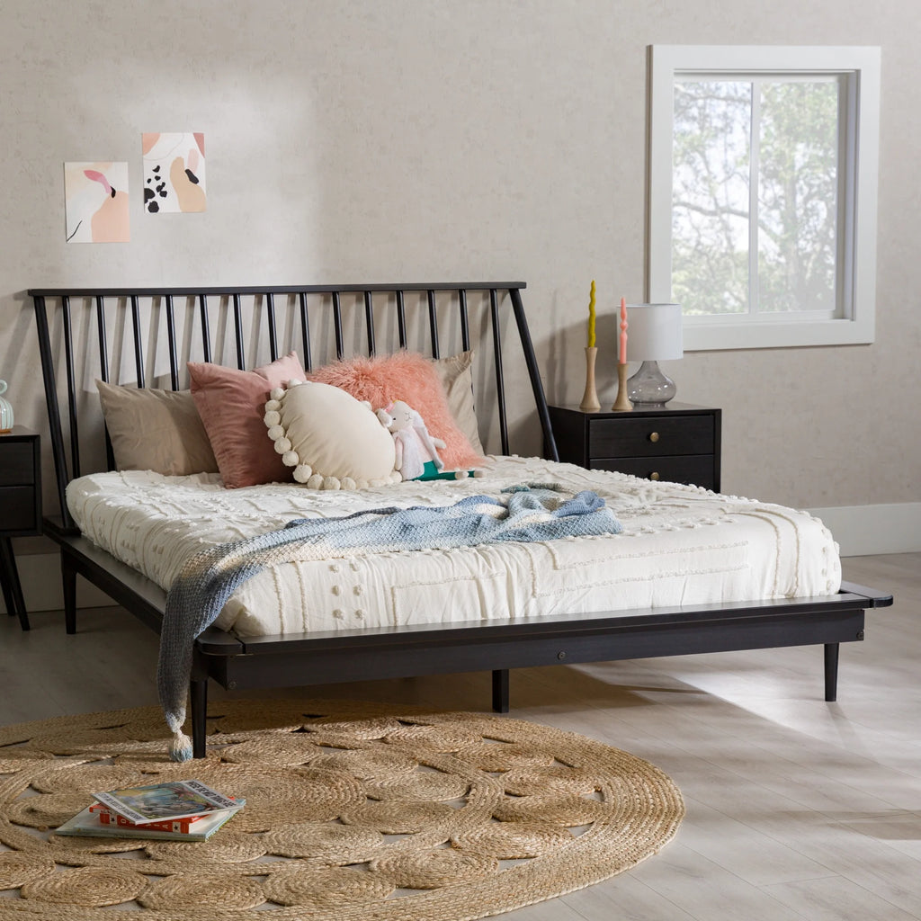 Queen Size Solid Wood Platform Bed C79054