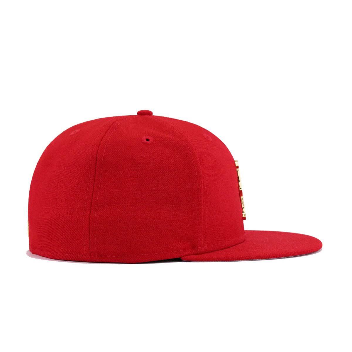 Scarlet Gold Metal Badge Fitted Baseball Hat I726200