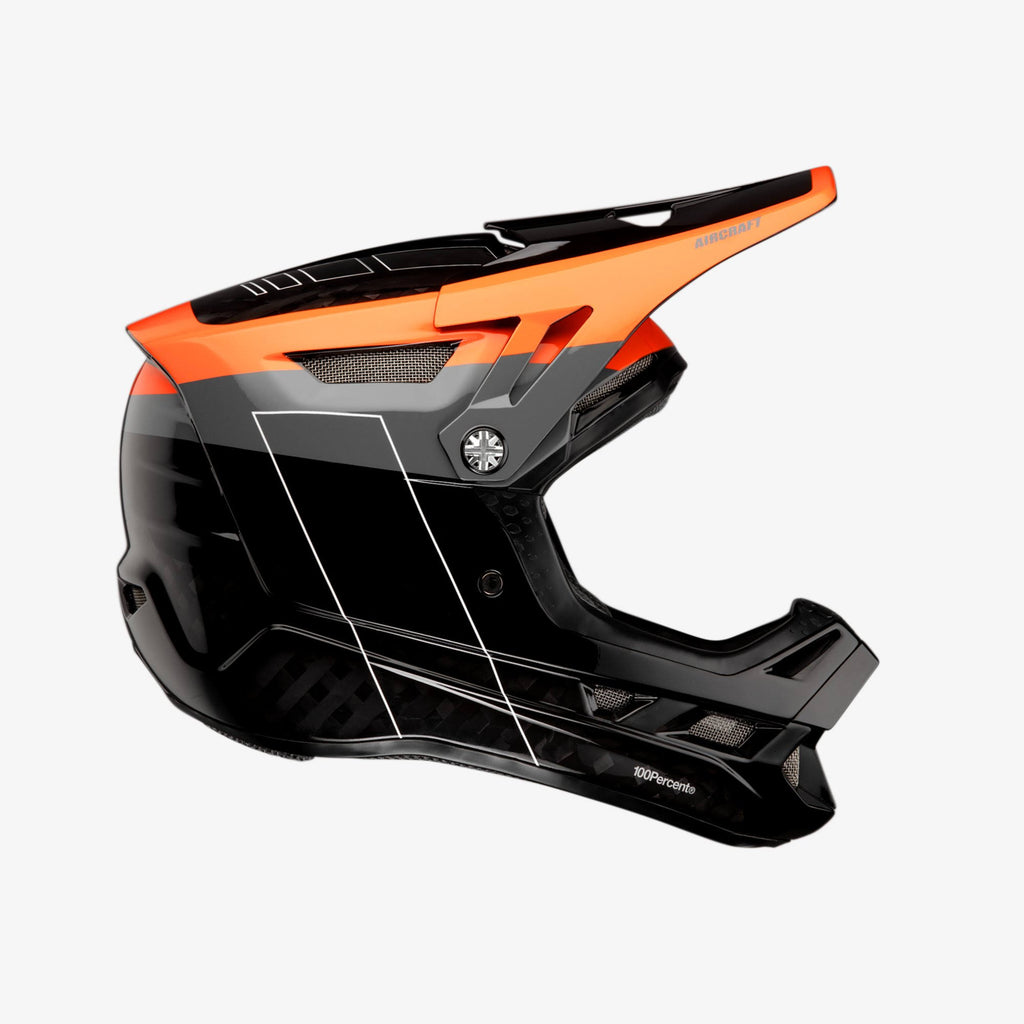Carbon MIPS Race Helmet Q440