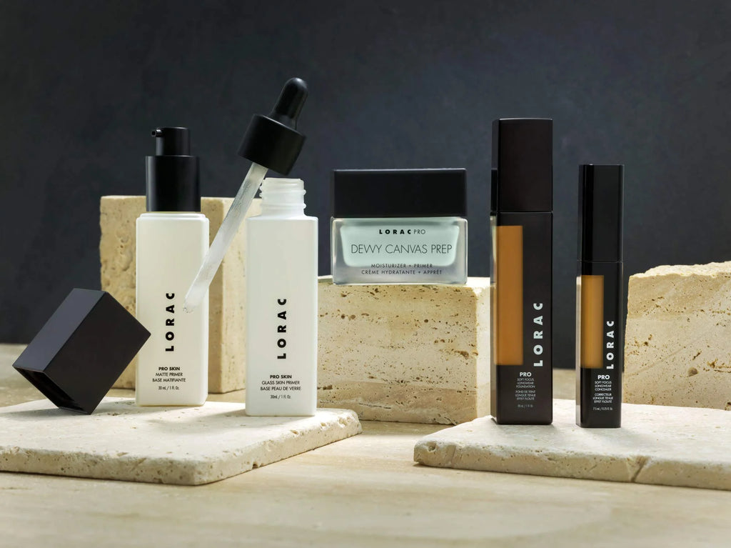 Lightweight Oil-Free Full Coverage Foundation G678906