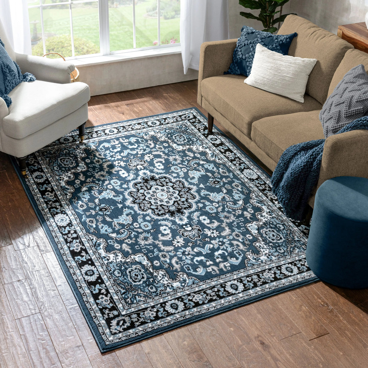 Persian Blue Traditional Medallion Area Rug M13284