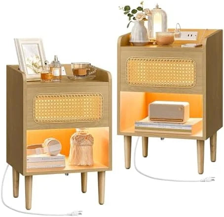 Rattan-Like Side End Tables with Charging Station V7962