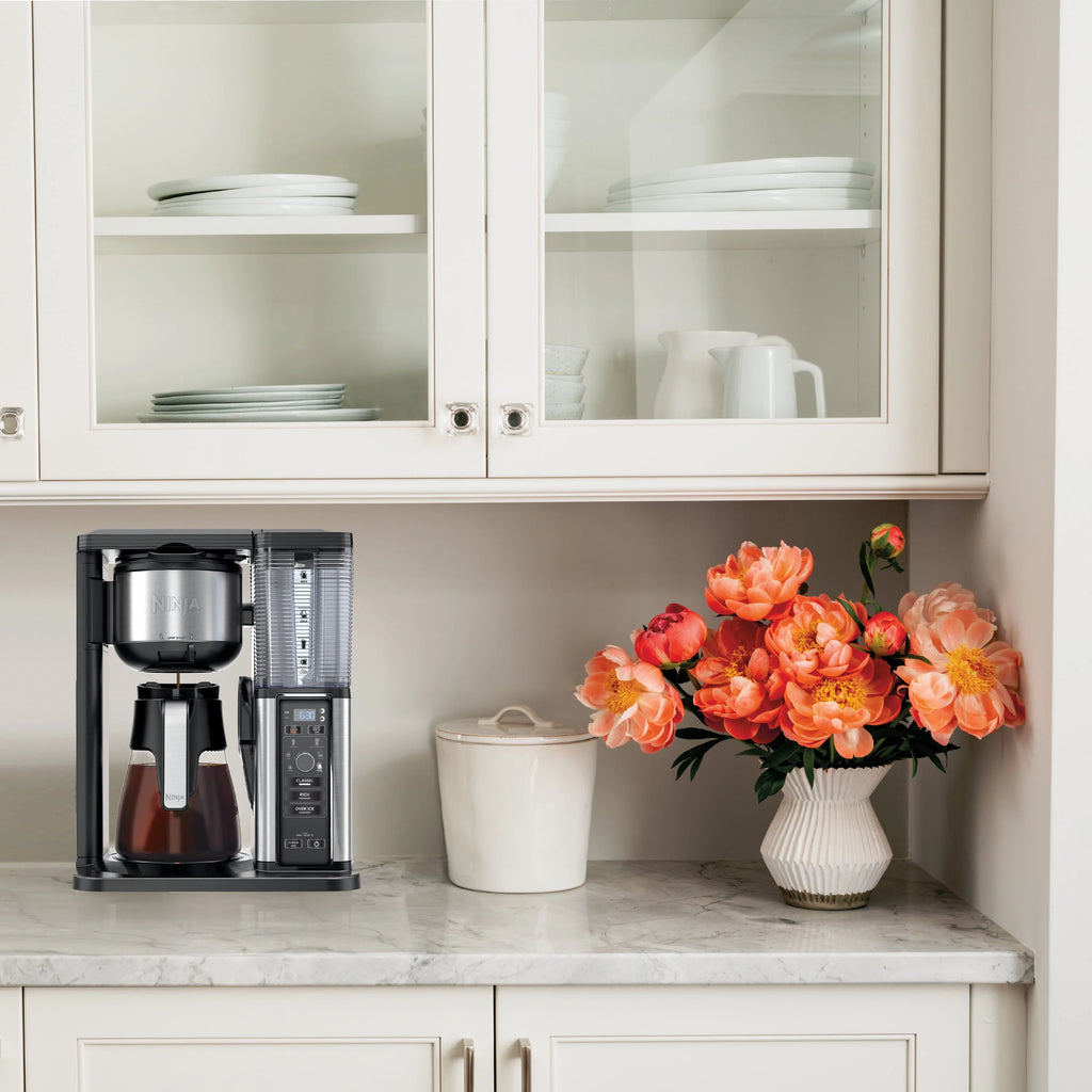 Hot & Iced Single Serve Coffee Maker A760