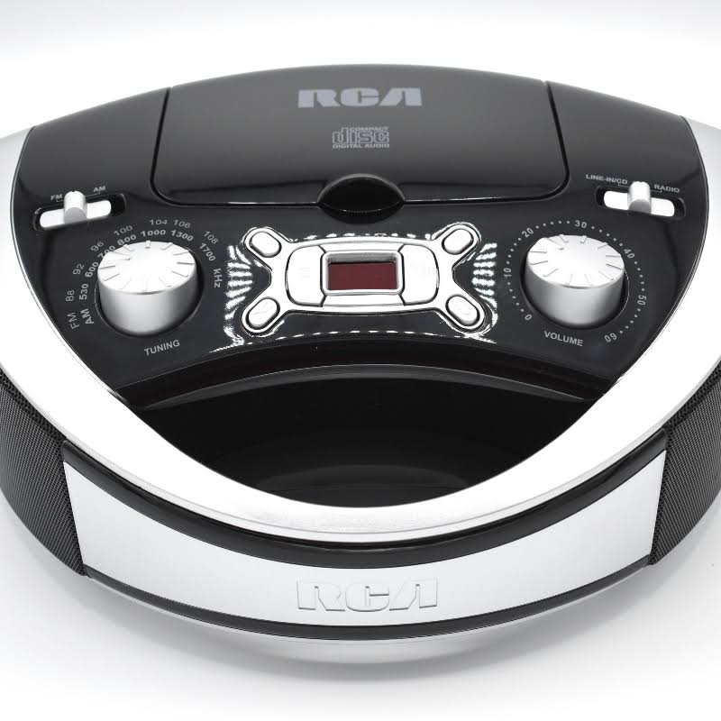 Portable CD Player with AM/FM Radio - Black E33102