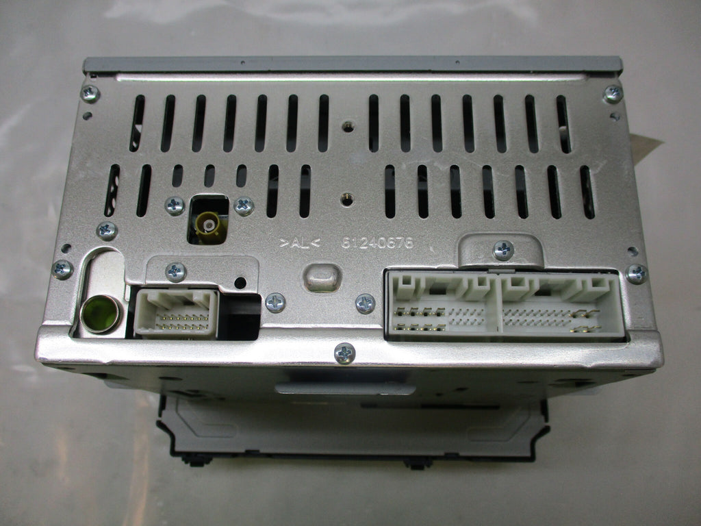 17 18 19 Kia Sportage CD Player Satellite Radio Receiver Head Unit Y8737