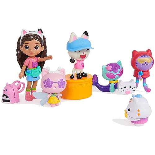 Travel Themed Figure Set with Gabby Doll, 5 Cat Toy Figures, Surprise Toys & Dollhouse Accessories D8930