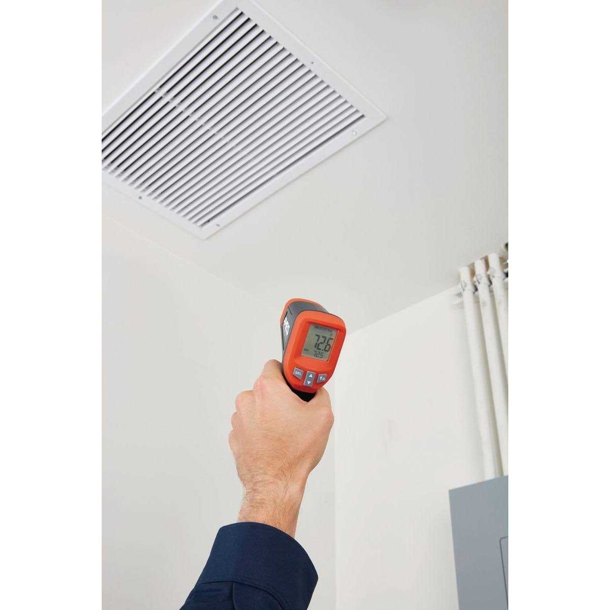12:1 Infrared Laser Thermometer D424