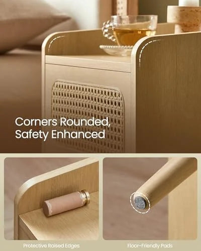 Rattan-Like Side End Tables with Charging Station V7962