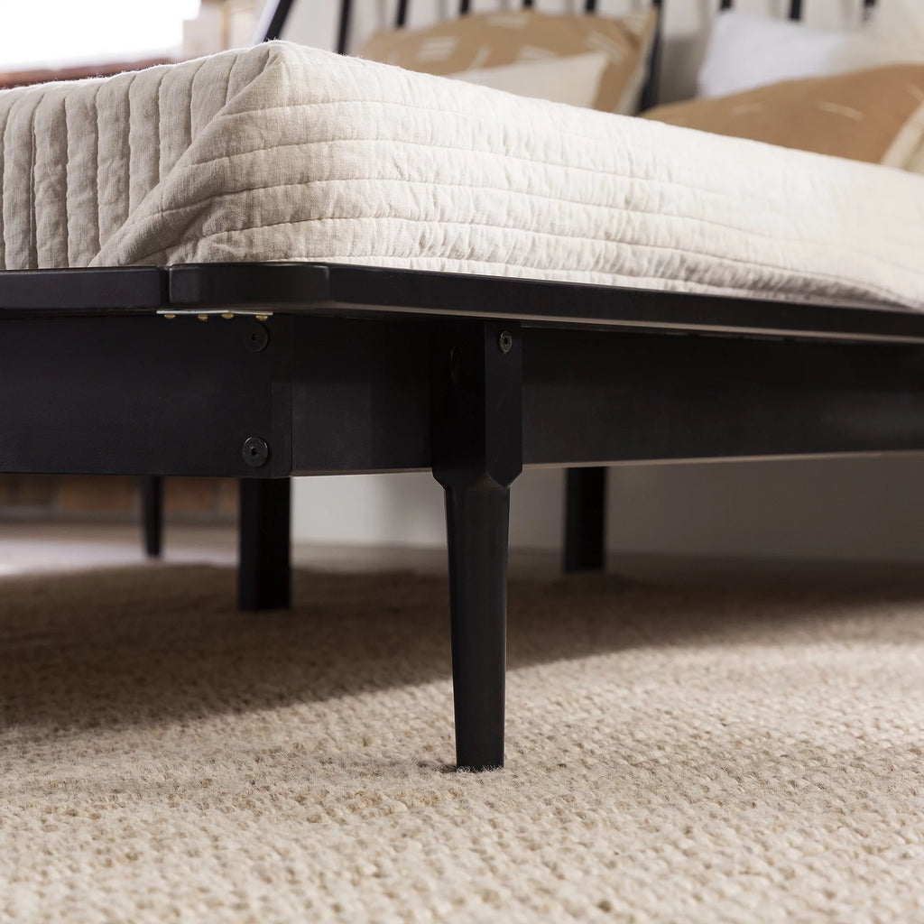 Queen Size Solid Wood Platform Bed C79054