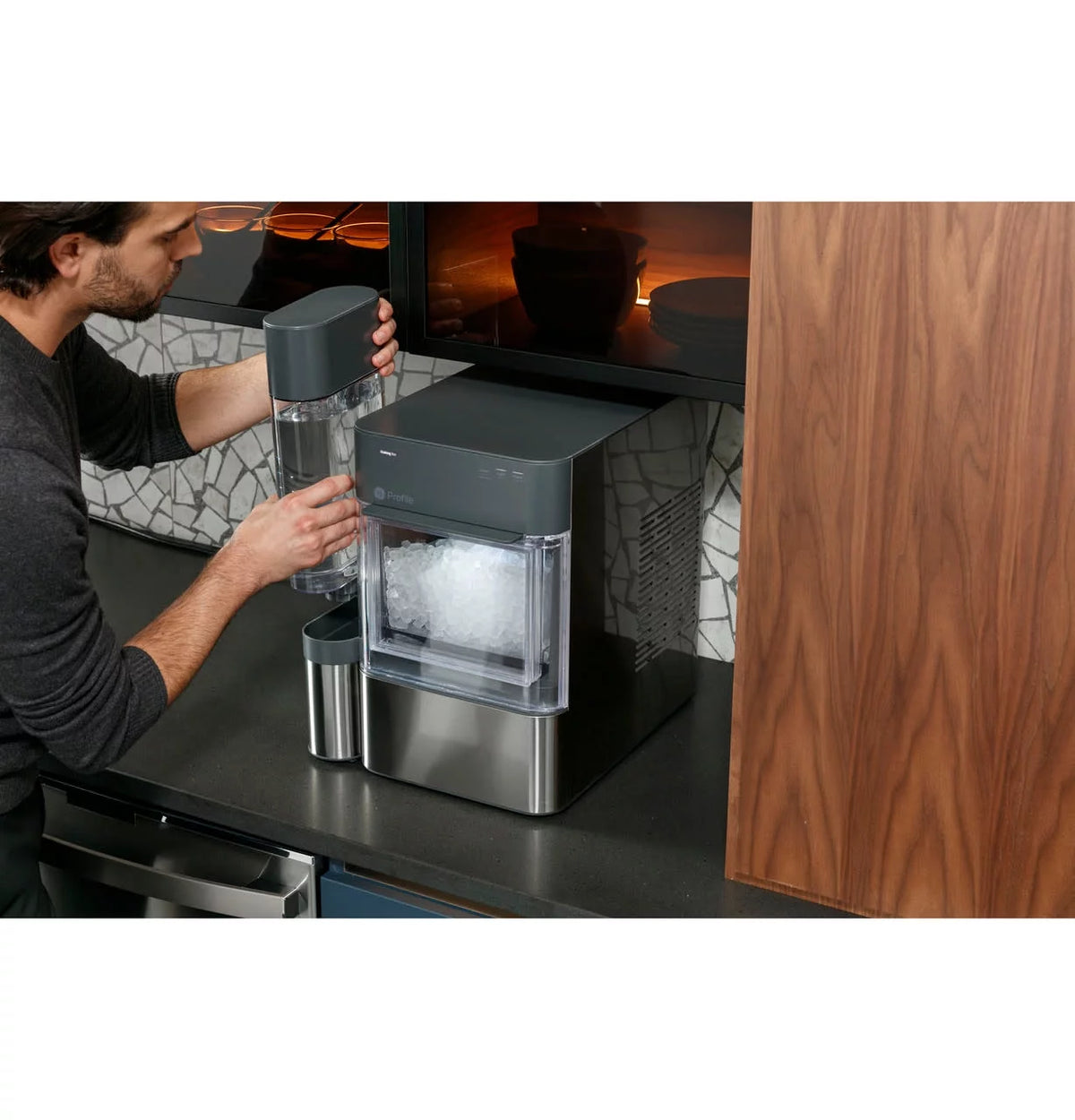 Stainless Steel Nugget Ice Maker Z521864