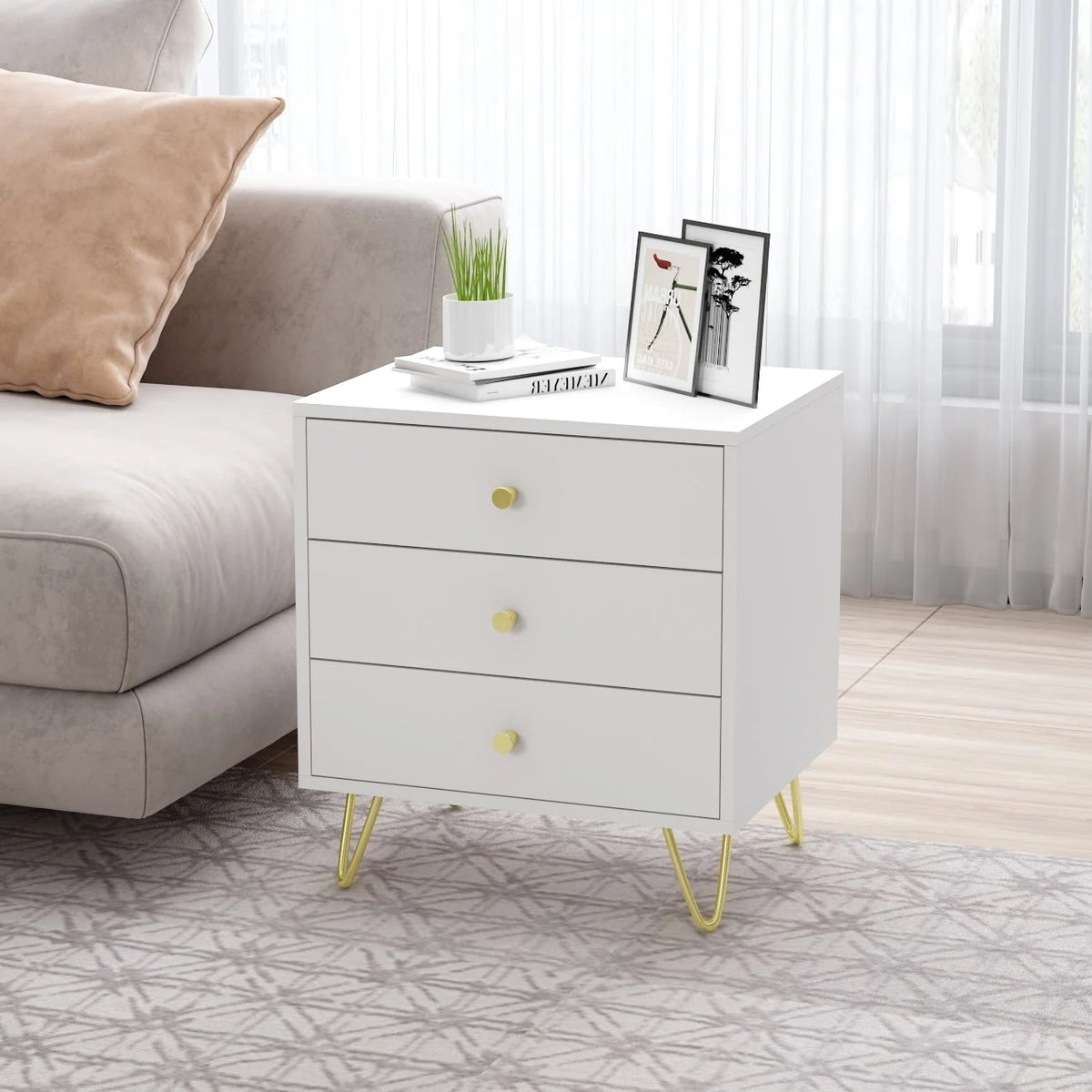 White Wood 3 Drawer Nightstand Bedside Table U11900