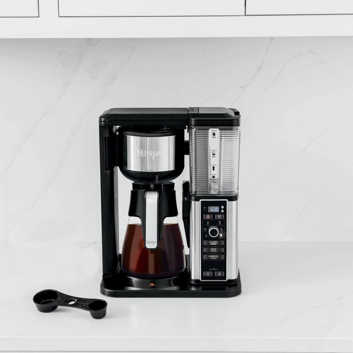 Hot & Iced Single Serve Coffee Maker A760