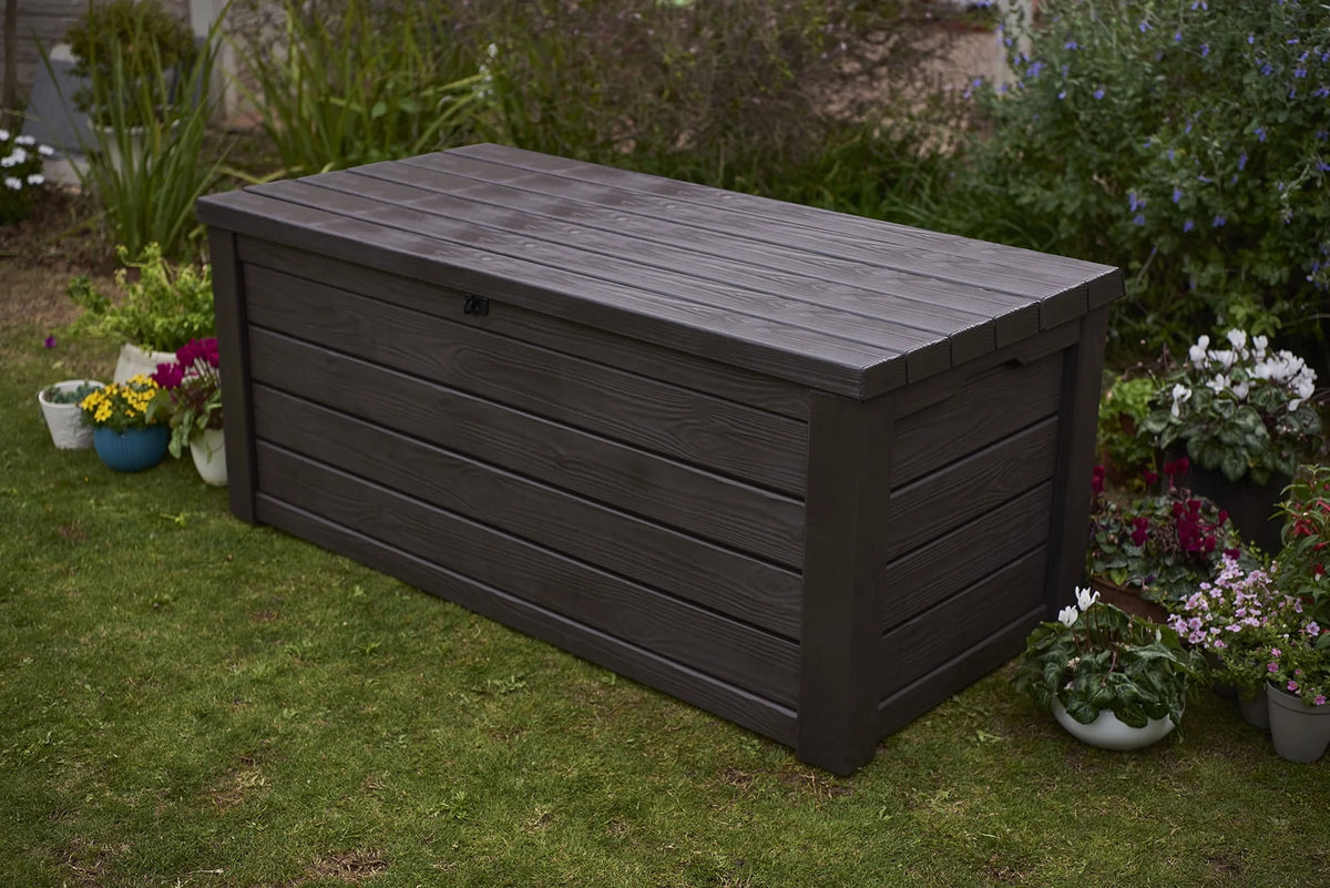 150 Gallon Resin Deck Box M9581